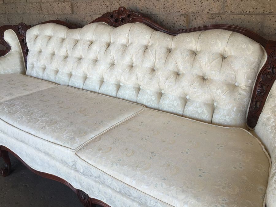 Beautiful Set of Reproduction Victorian Furniture (Sofa, Loveseat, & Chair) In Excellent Condition