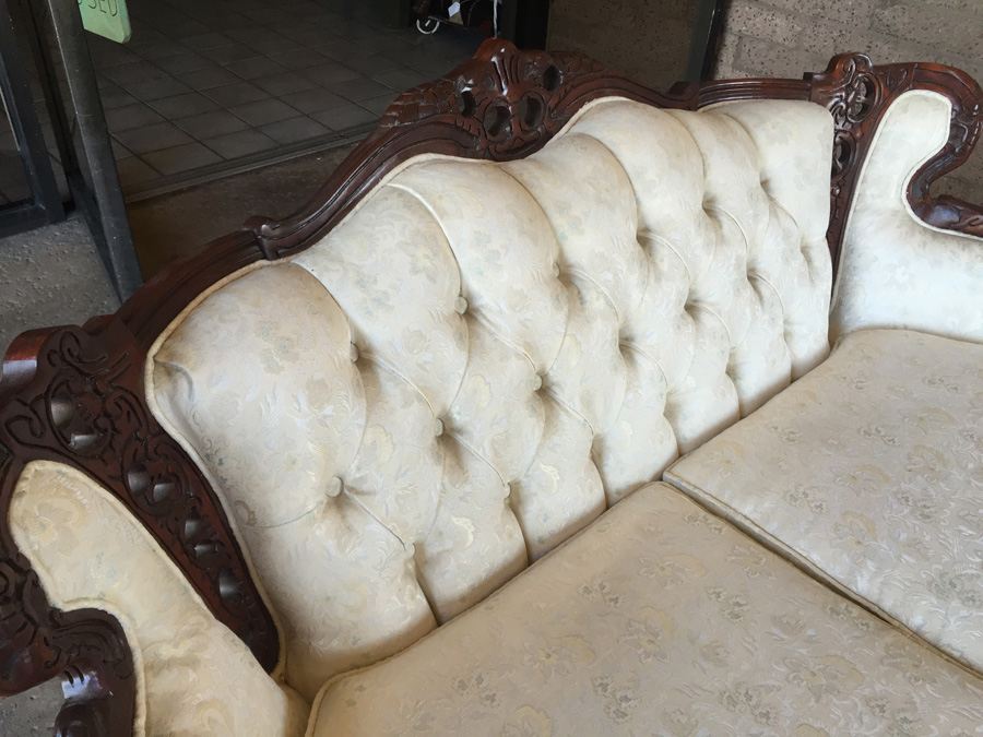 Beautiful Set of Reproduction Victorian Furniture (Sofa, Loveseat, & Chair) In Excellent Condition [Photo 14]