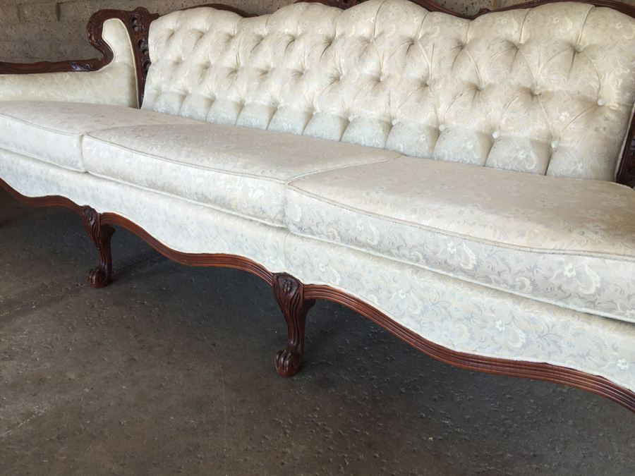 Beautiful Set of Reproduction Victorian Furniture (Sofa, Loveseat, & Chair) In Excellent Condition