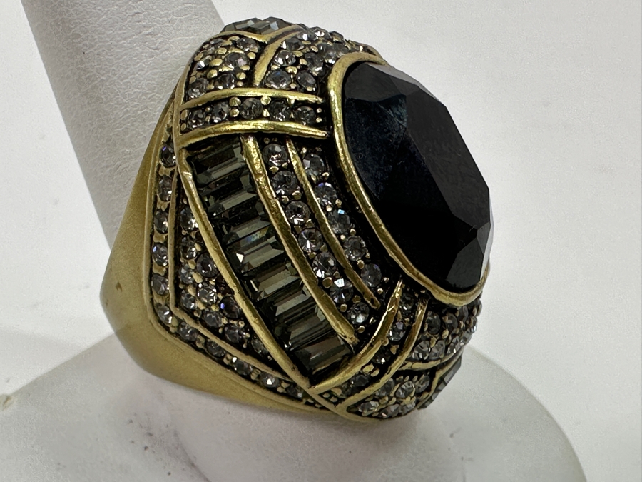 Heidi Daus Ring [Photo 2]