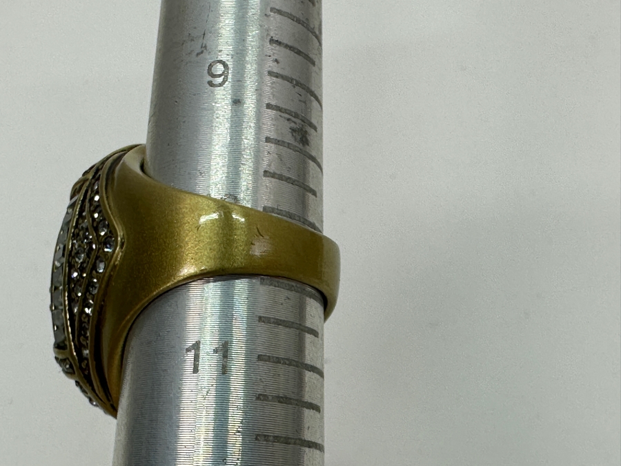 Heidi Daus Ring [Photo 5]