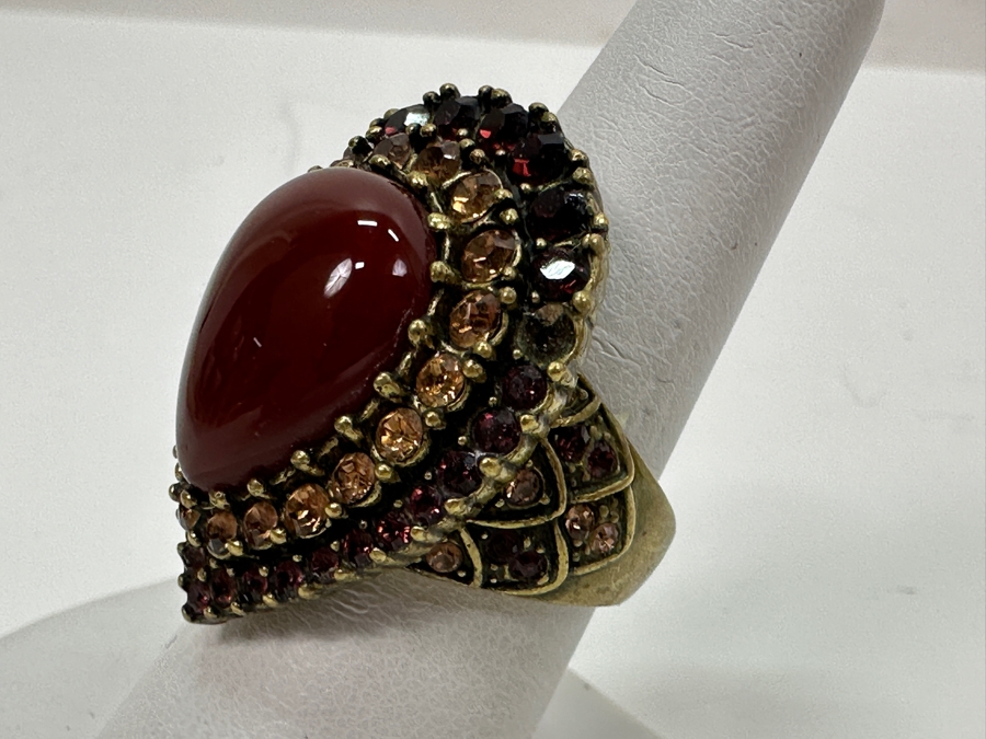 Heidi Daus Ring [Photo 4]