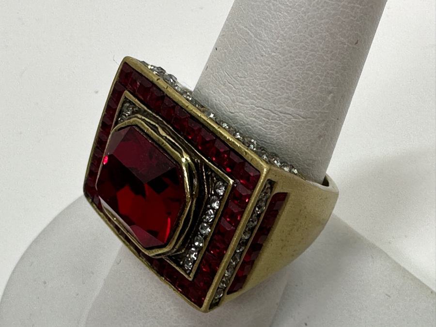 Heidi Daus Ring [Photo 4]