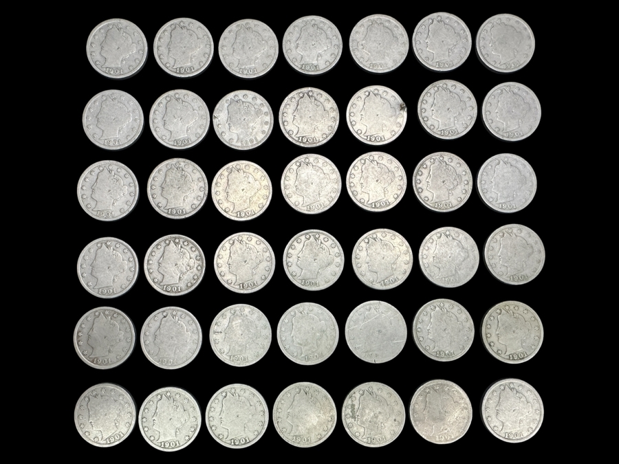 (42) 1901 Liberty Head V Nickels