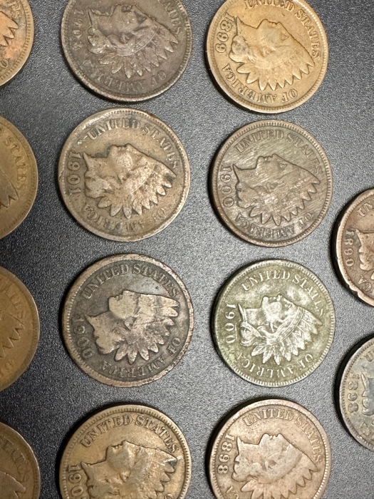 Collection Of (22) Antique Indian Head Cents - See Photos For Years 1890+ [Photo 9]