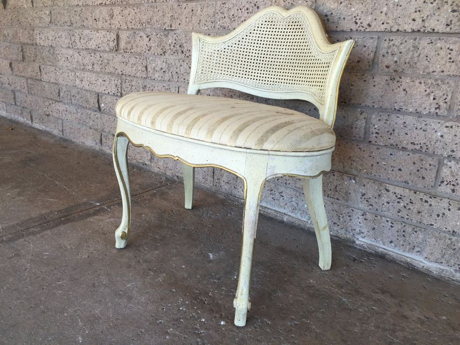 Dixie Chair - Needs To Be Reupholstered [Photo 3]