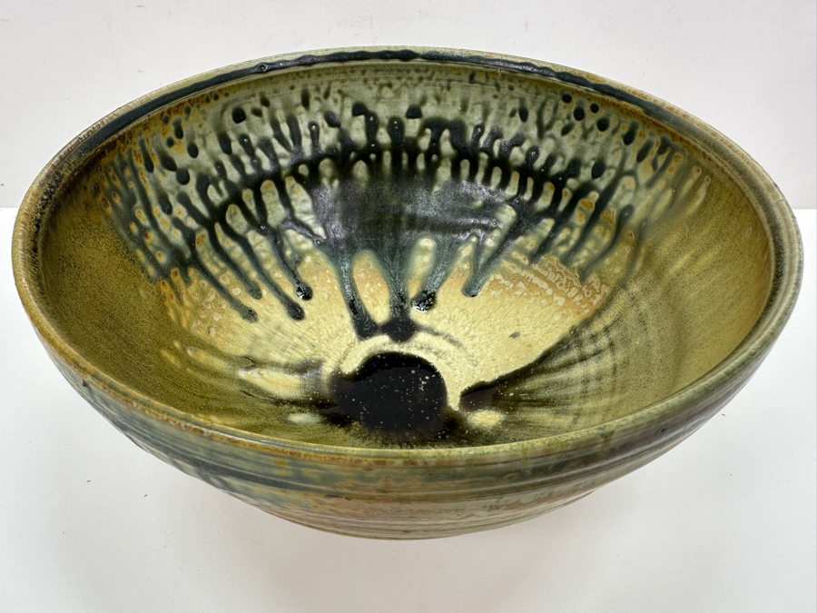 Mid-Century Signed Studio Pottery Bowl 8.75W X 4.5H [Photo 2]