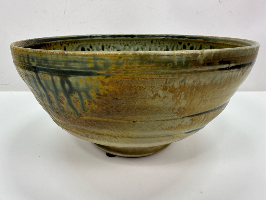Mid-Century Signed Studio Pottery Bowl 8.75W X 4.5H [Photo 5]