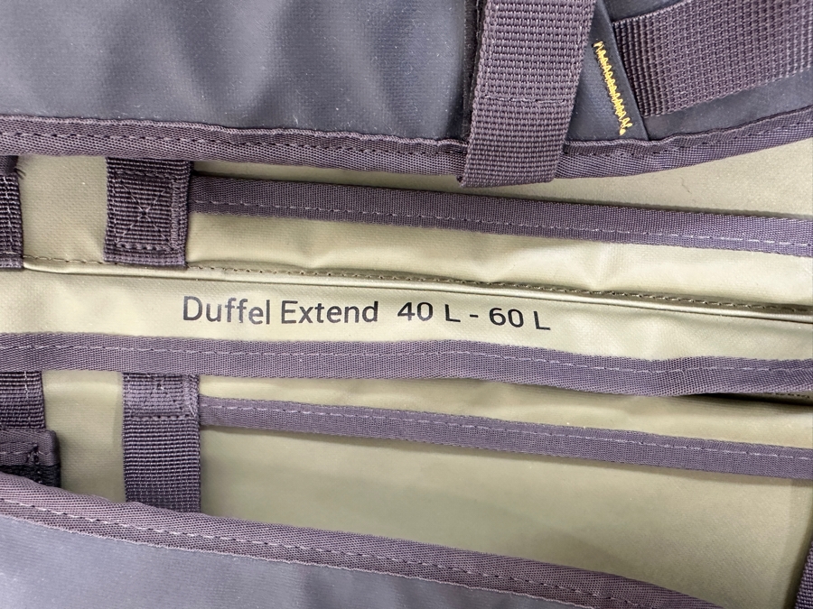 Decathlon Forclaz Duffel Bag Backpack [Photo 3]