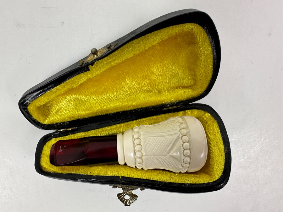 Small Carved Meerschaum Pipe With Case 3L [Photo 2]