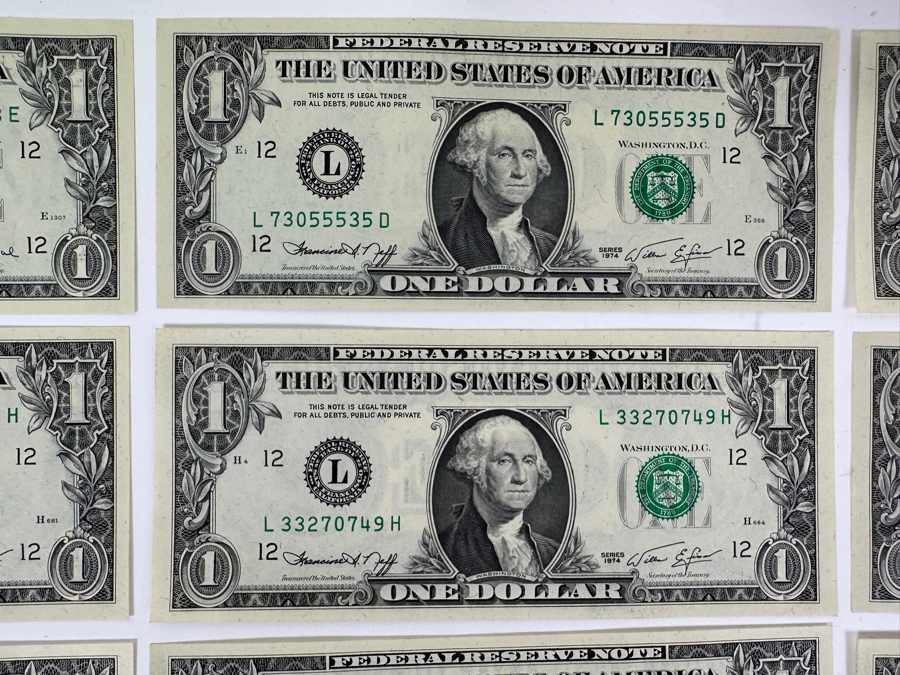 (22) Uncirculated One $1 Dollar Bills From The 1974 & 1977 And (1) 1976 Uncirculated $2 Dollar Bill [Photo 3]