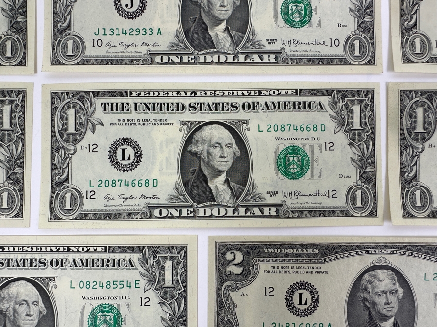 (22) Uncirculated One $1 Dollar Bills From The 1974 & 1977 And (1) 1976 Uncirculated $2 Dollar Bill [Photo 12]