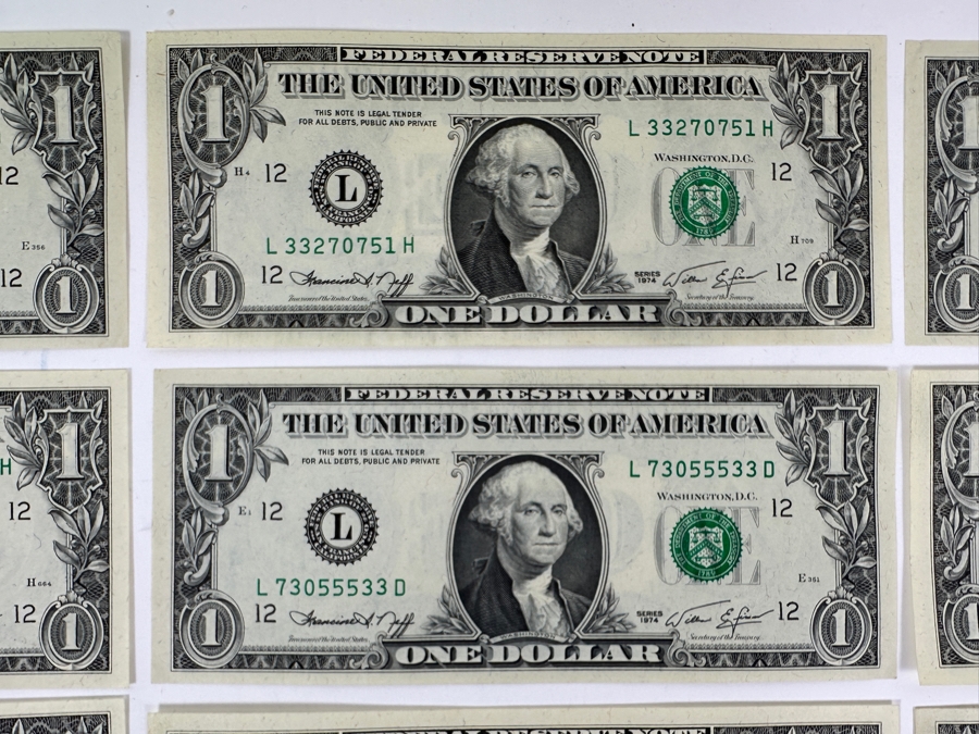(22) Uncirculated One $1 Dollar Bills From The 1974 & 1977 And (1) 1976 Uncirculated $2 Dollar Bill [Photo 5]