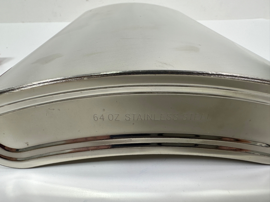 Large 64oz Stainless Steel Flask With Santa Claus Suit Sleeve 11.5H [Photo 4]