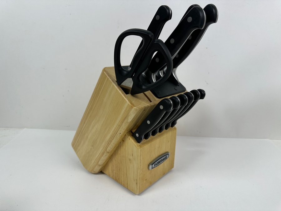 Farberware Knife Set With Wooden Block (Missing One Item) [Photo 7]