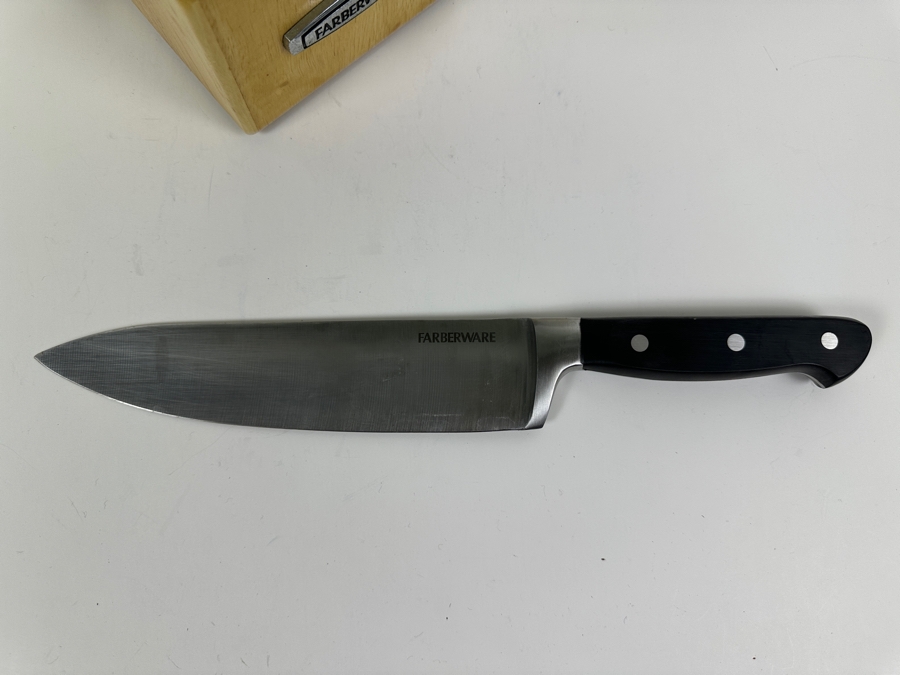 Farberware Knife Set With Wooden Block (Missing One Item) [Photo 5]