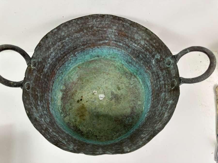 Hammered Copper Pot With Handles 14W X 7.5H [Photo 4]