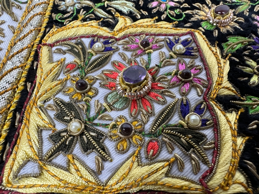 Vintage Zardozi Embroidered Wall Hanging Tapestry With Semi-Precious Stones 26 X 21 [Photo 11]