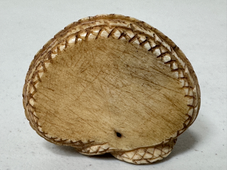 Old Hand Carved Bone Buddha Statue 2W X 2.5H [Photo 13]