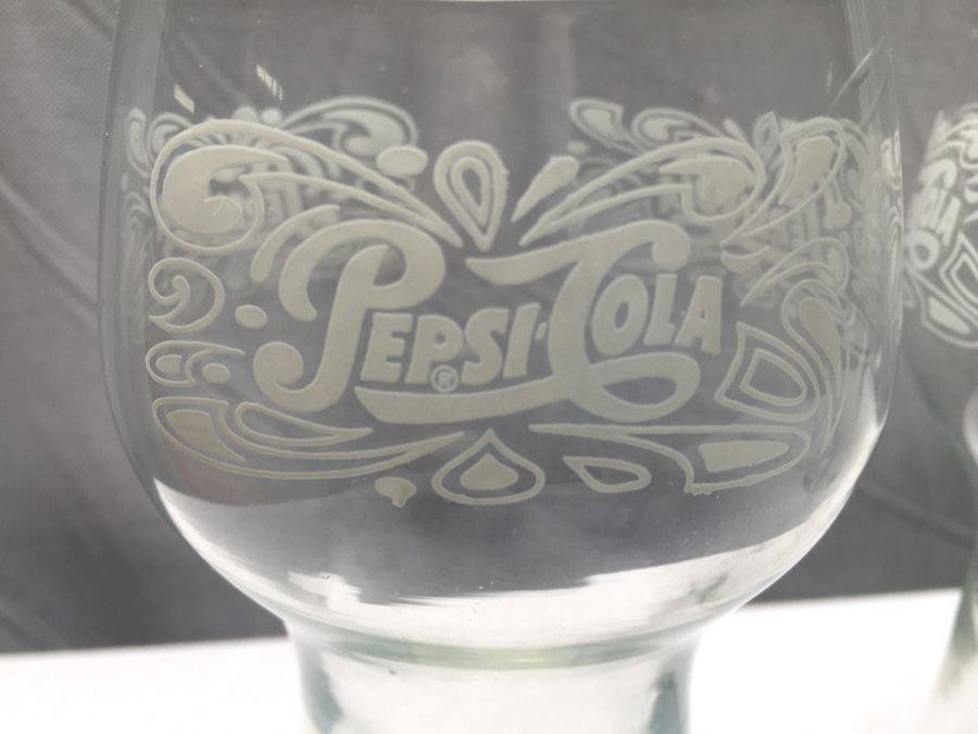 Set of 3 Pepsi-Cola Glasses [Photo 3]