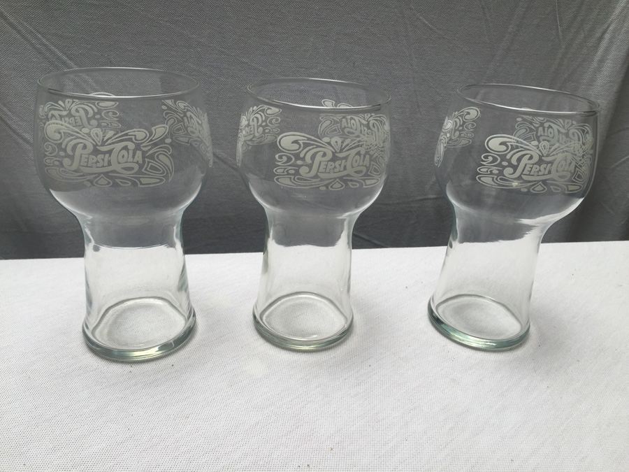 Set of 3 Pepsi-Cola Glasses [Photo 1]