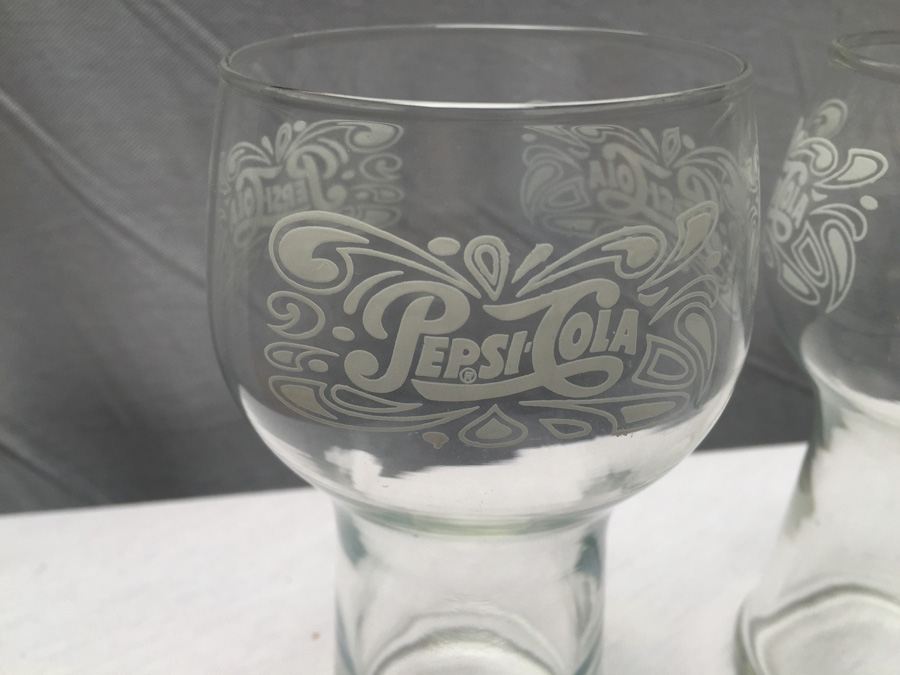 Set of 3 Pepsi-Cola Glasses [Photo 2]