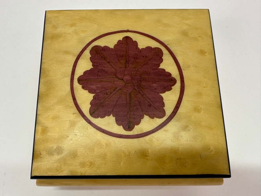 Just Added - Vintage Italian Inlaid Wooden Music Jewelry Box 5W X 5D X 2.5H [Photo 5]