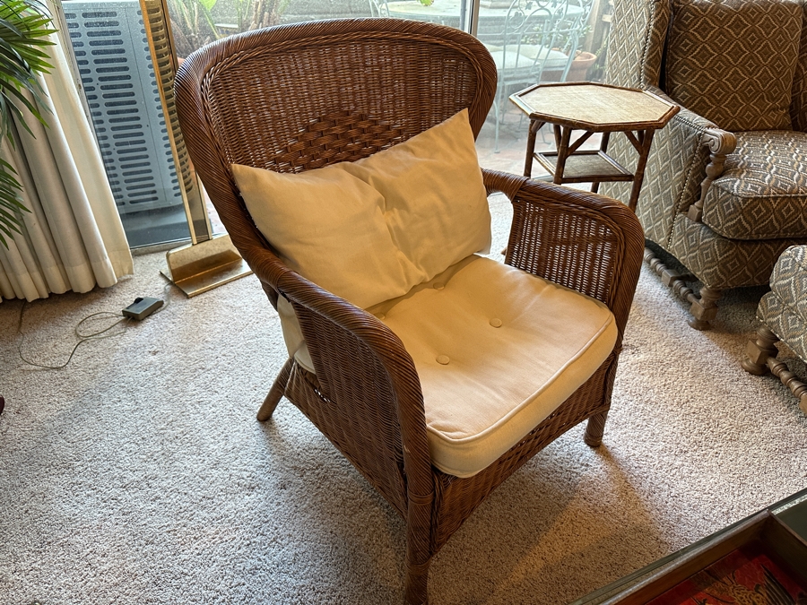 Woven Wicker Chair with Cushions 30'W x 26'D x 36'H [Photo 2]