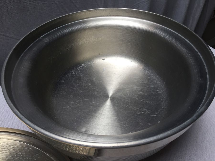 Hammered Aluminum Ice Bucket - Made in Italy [Photo 6]