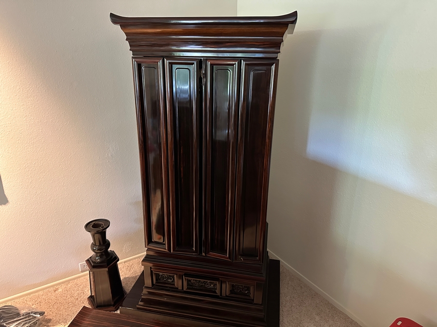 Japanese Butsudan Buddhist Altar 39W X 28D X 70H With Vases And Accessories - See Photos - Estimate $5,000+ [Photo 21]
