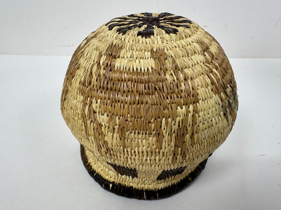 Just Added - Vintage Hand Woven Rainforest Basket From Panama 3.25H [Photo 6]