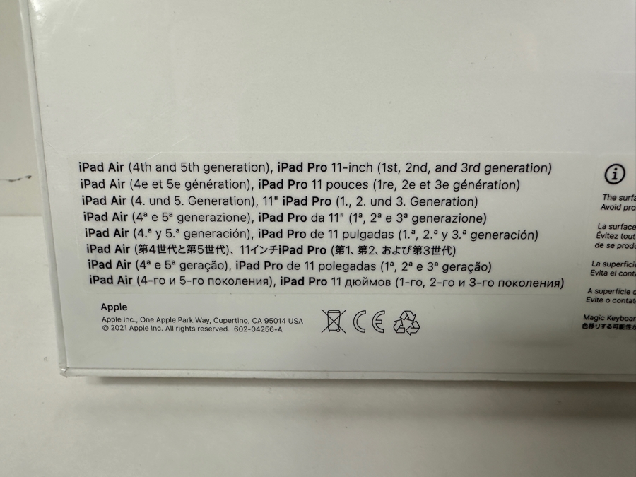 New in Box - Apple iPad Magic Keyboard Model A2261 [Photo 3]