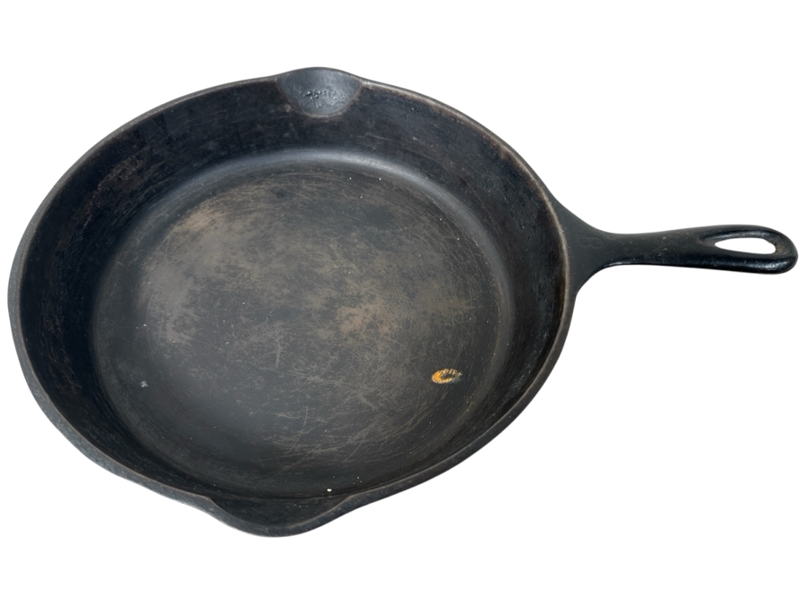 Wagner Ware 11' Cast Iron Skillet 