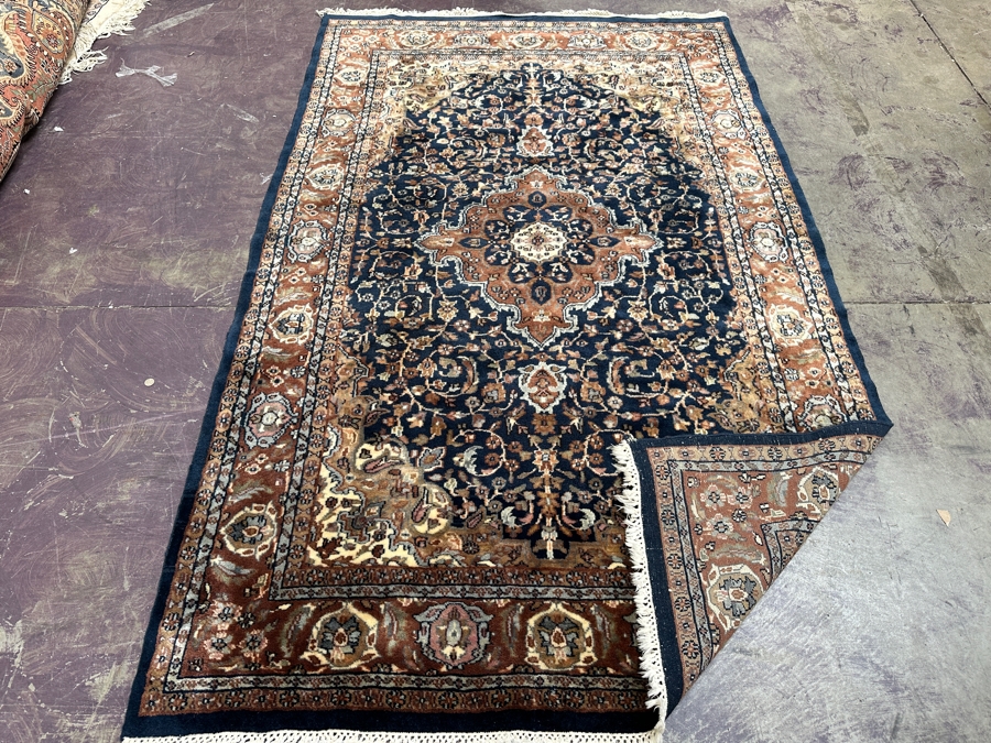 Just Added - Hand Knotted Wool Persian Area Rug 48 X 77 [Photo 7]