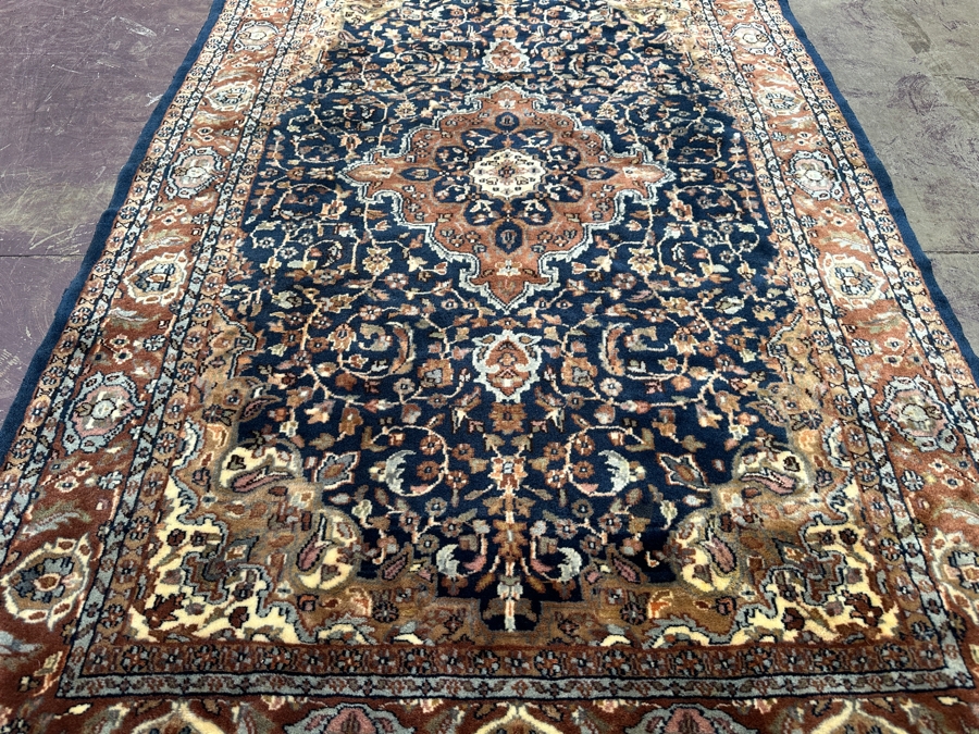Just Added - Hand Knotted Wool Persian Area Rug 48 X 77 [Photo 2]