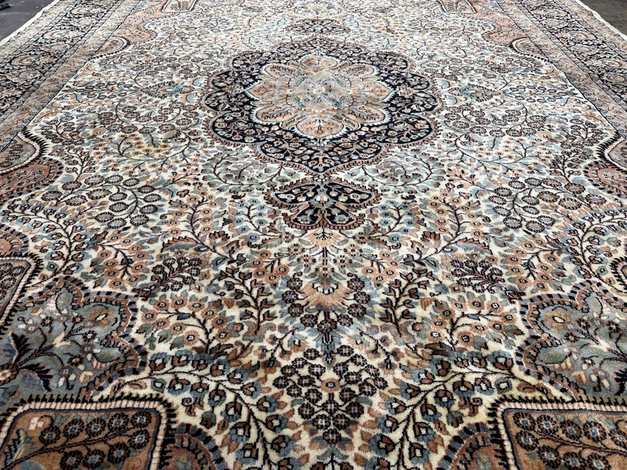 Just Added - Hand Knotted Wool Persian Area Rug 107 X 150 [Photo 4]