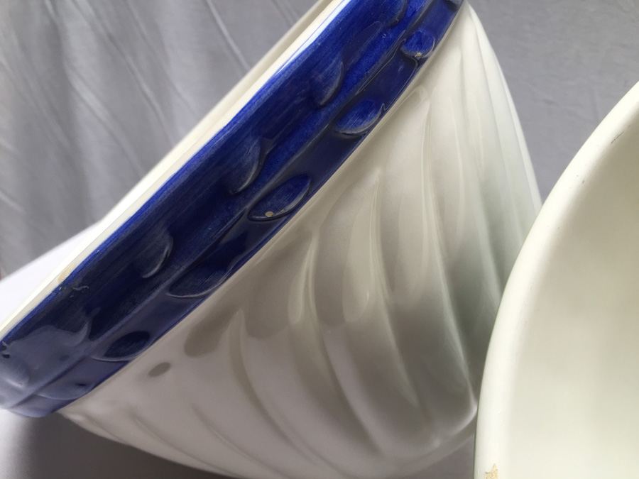 Pair of Italy Bowls by Certified International Corporation CIC - Minor Chips and Crazing [Photo 7]