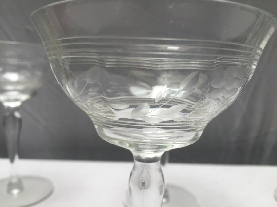 Set of 6 Etched Wheat Stemware Glasses [Photo 3]