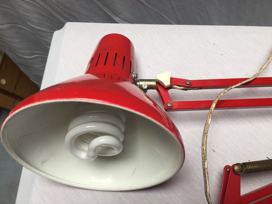 Red Adjustable Light Made in Sweden [Photo 2]