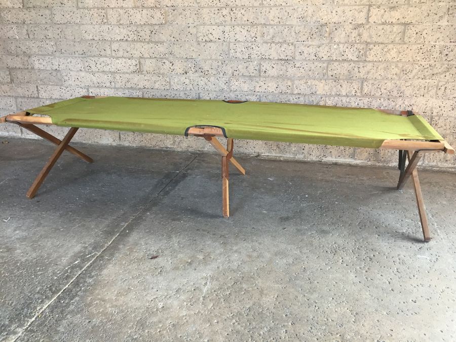 Foldable Military Cot [Photo 2]