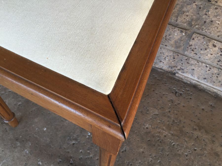 Gorgeous Vintage Wooden Chair [Photo 7]