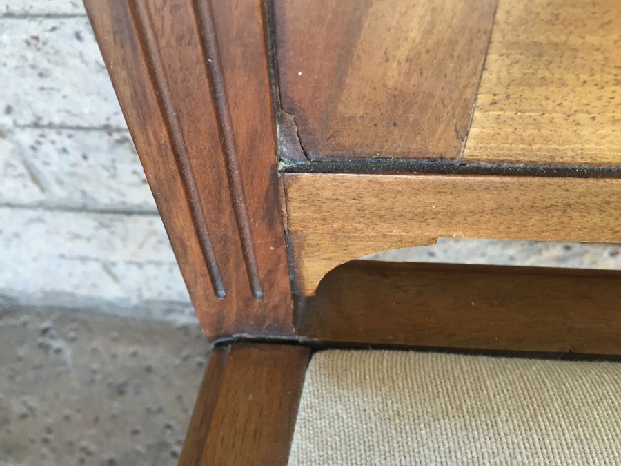 Gorgeous Vintage Wooden Chair [Photo 9]