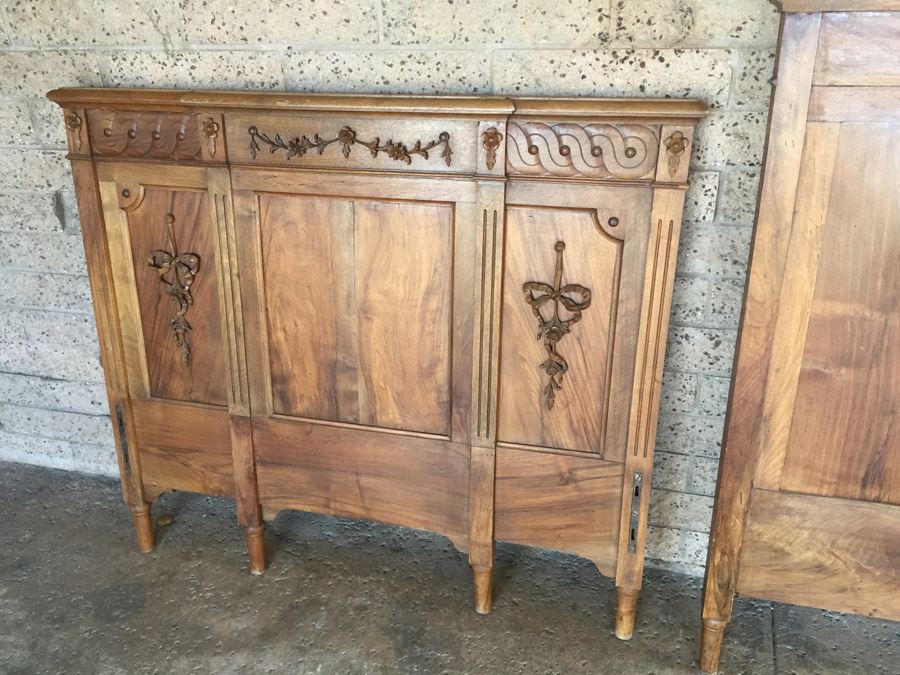 Gorgeous Vintage Twin Headboard and Footboard [Photo 19]