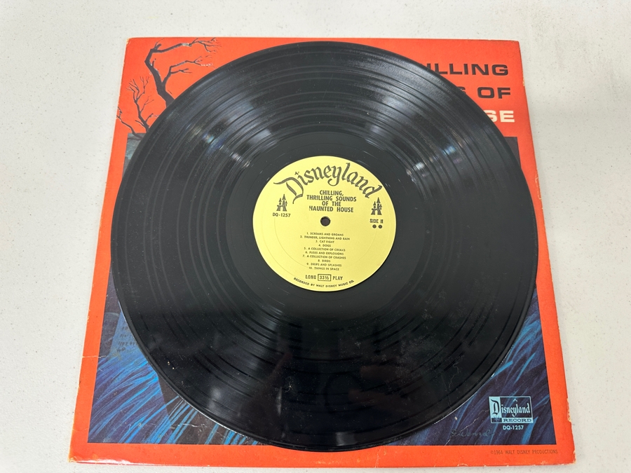 Just Added - Vintage Disneyland Vinyl Record Chilling, Thrilling Sounds Of The Haunted House DQ-1257 [Photo 5]