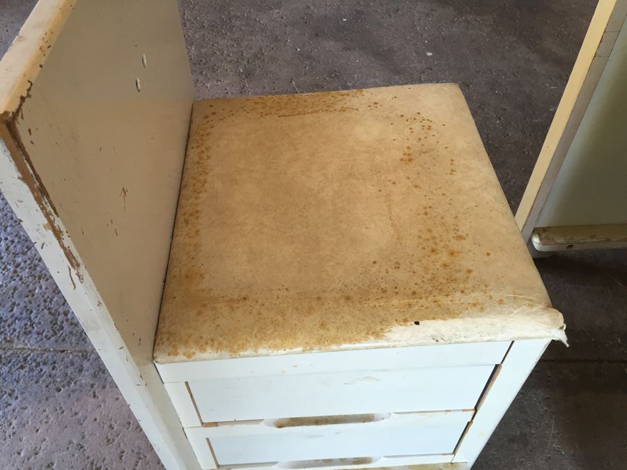 Vintage Pfaff 130 Industrial Sewing Machine and Cabinet With Built In Chair and Sewing Supplies [Photo 19]