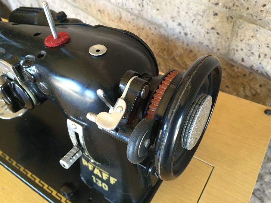 Vintage Pfaff 130 Industrial Sewing Machine and Cabinet With Built In Chair and Sewing Supplies [Photo 11]