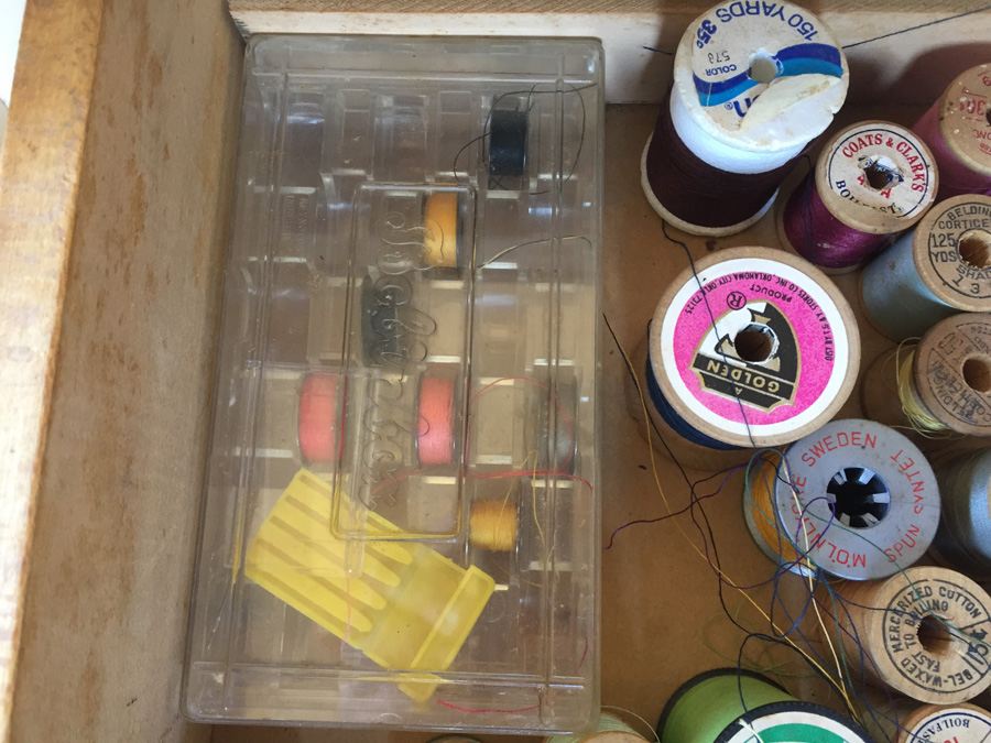 Vintage Pfaff 130 Industrial Sewing Machine and Cabinet With Built In Chair and Sewing Supplies [Photo 25]