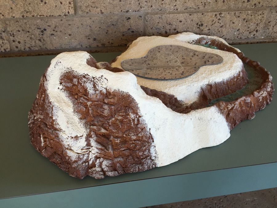 Department 56 52643 Village Mountain Centerpiece [Photo 6]