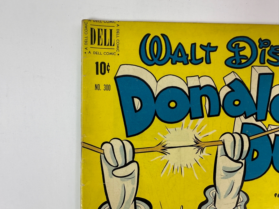 Dell Comics Four Color #300 Walt Disney's Donald Duck In Big-Top Bedlam Vintage 1950 10 Cent Comic Book Valued Ungraded: $41, 6.0: $94, 8.0: $300 [Photo 2]