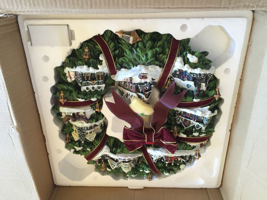 Thomas Kincaid Christmas Wreath [Photo 12]
